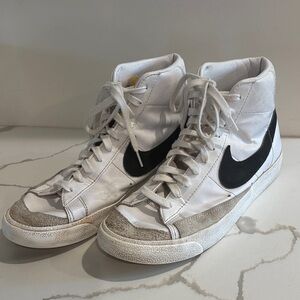 Nike White Black High-Top Athletic Shoes